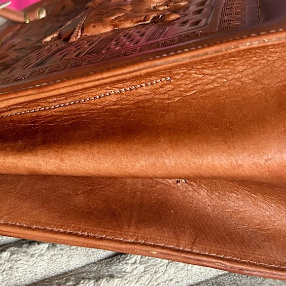 Vintage Mexico hand tooled Leather handbag. - Picture 5 of 12